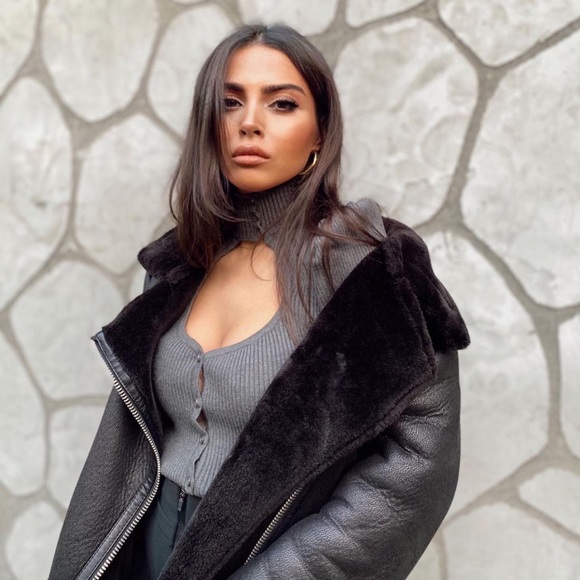 Blogger's Fav| NWT ZARA Cut Out Knit Sweater - Picture 3 of 16